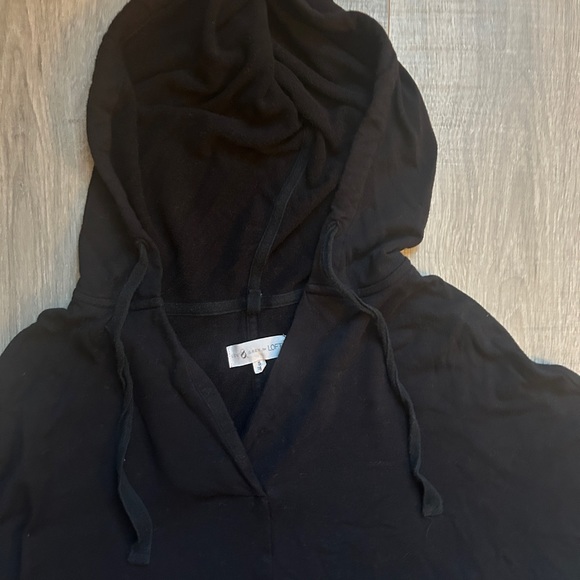Loft Lou & Grey Soft Curved Hem 3/4” Dolman Sleeve Hoodie (S) - Picture 2 of 3